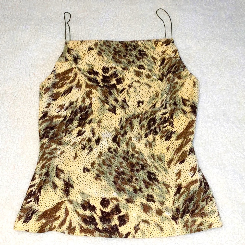 XOXO gold top